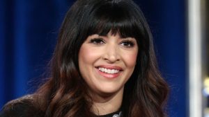 Hannah Simone Shoe Size and Body Measurements