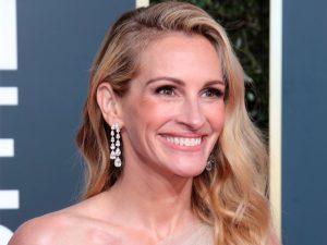 Julia Roberts Shoe Size and Body Measurements