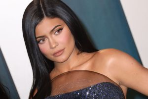 Kylie Jenner Shoe Size and Body Measurements