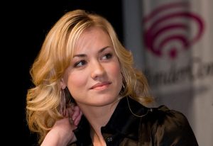 Yvonne Strahovski Shoe Size and Body Measurements