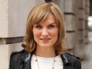 Fiona Bruce Shoe Size and Body Measurements