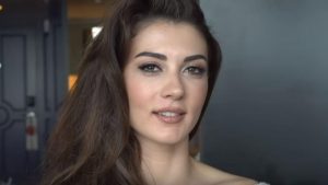 Burcu Özberk Shoe Size and Body Measurements