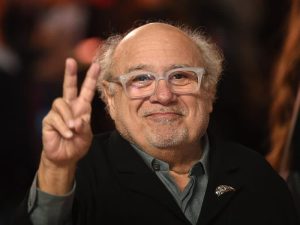 Danny DeVito Shoe Size and Body Measurements