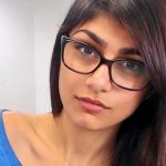 Mia Khalifa Shoe Size and Body Measurements