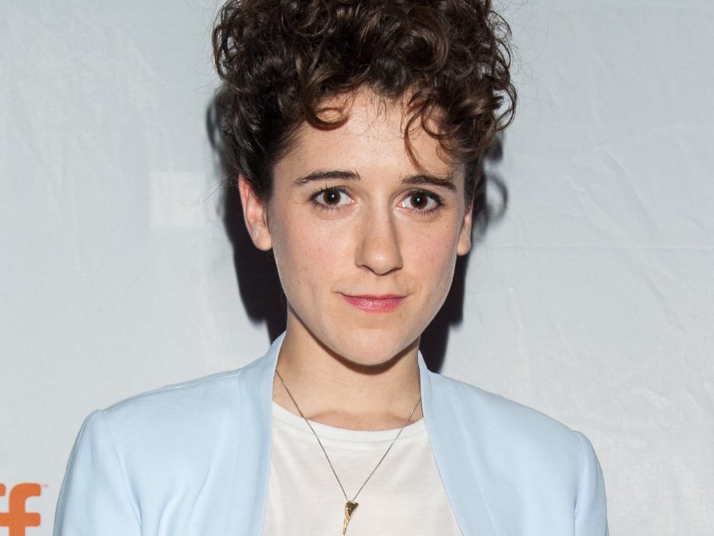 Ellie Kendrick Shoe Size and Body Measurements