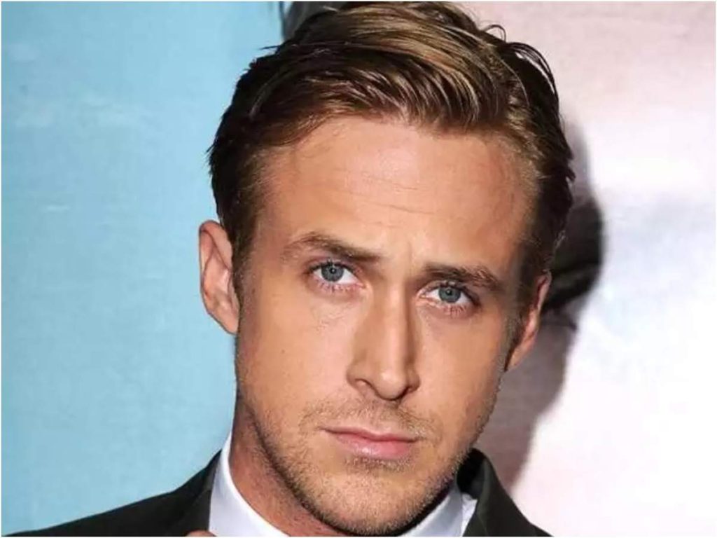 Ryan Gosling Shoe Size and Body Measurements