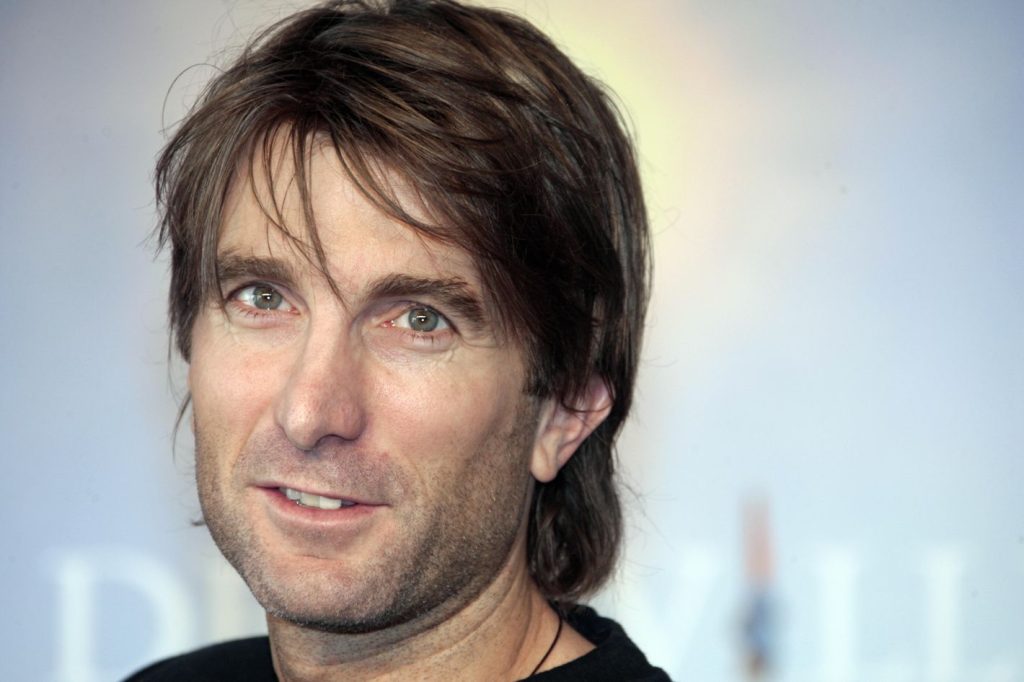 Sharlto Copley Shoe Size and Body Measurements